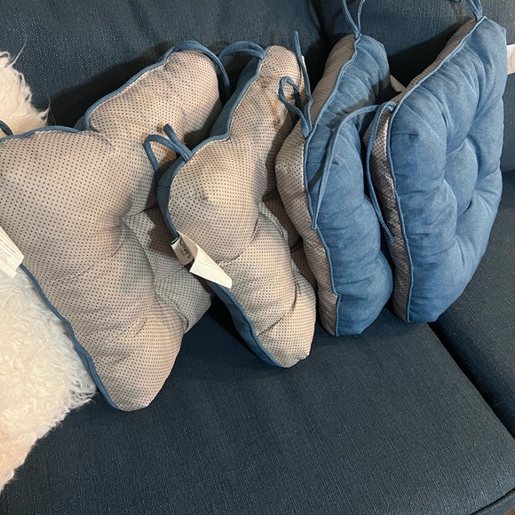 Outside/Inside pillows!! - Picture 5 of 5